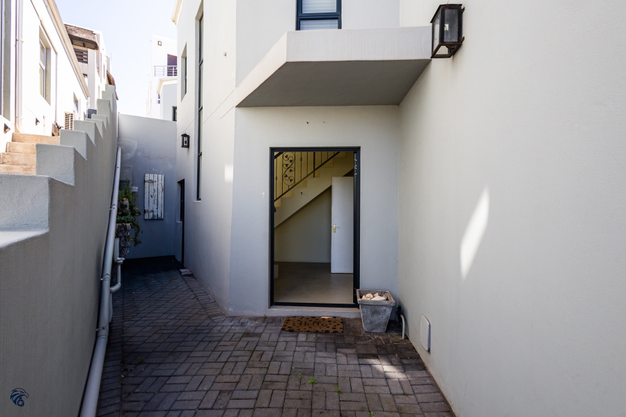 3 Bedroom Property for Sale in Waterfront Western Cape